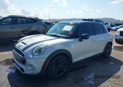 2017 Mini Hardtop Cooper S z USA, uszkodzony, nr VIN WMWXU3C52H2D31951